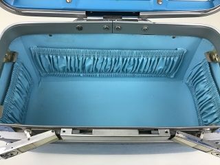 Vintage Samsonite Sky Blue Make Up Hard Case Train Luggage with Vanity Tray 60s 4