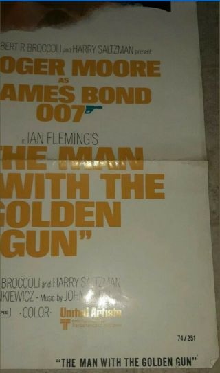 1974 THE MAN WITH THE GOLDEN GUN (THE VILLAINS) MOVIE POSTER RARE 2