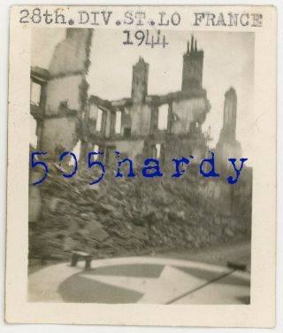 Wwii Us Gi Photo - 28th Infantry Division Convoy St.  Lo Saint - Lô France 1944 1