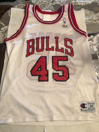 Vintage Basketball Michael Jordan 45 Chicago Bulls White Champion Jersey Size44