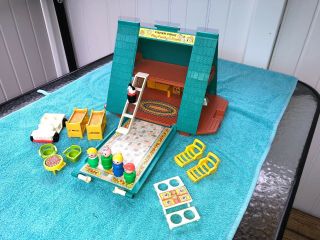 Fisher Price Vintage Little People Play Family A Frame House 990 2