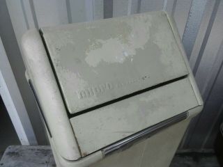 Vintage MIPRO White Bathroom Restroom Garage Shop Metal Trash CAN Swing Lid 2