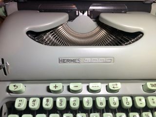 Vintage Hermes 3000 Typewriter Seafoam Green With Case And Brush 3