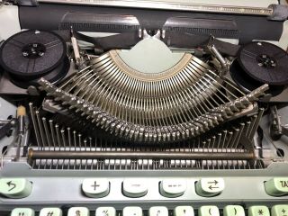 Vintage Hermes 3000 Typewriter Seafoam Green With Case And Brush 5