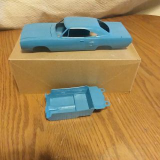 RARE JO - HAN SUPERBIRD BY PLYMOUTH STOCK OR NASCAR MOLDED IN PETTY BLUE GC - 1470 5
