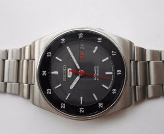 Vintage Rare Black Dial Seiko 5 Railway Time 24 Hours Automatic Mens Wristwatch