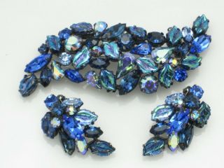 Vintage Regency Blue Art Glass Rhinestone Brooch And Earrings Set