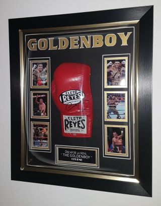 Rare Oscar De La Hoya Signed Boxing Glove Autograph Display