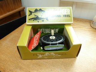 Vintage Pflueger Medalist Fishing Reel No.  1495
