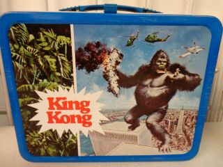 VINTAGE 1977 THERMOS KING KONG METAL LUNCHBOX COMPLETE W/ THERMOS 2