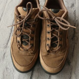 Vintage 1998 Nike ACG Regrind Shoes 665006 - 241 Size 8 Hiking Sneakers 2