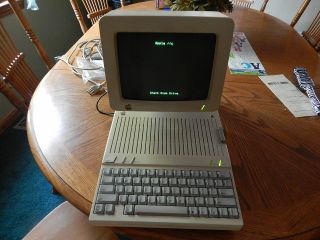1984 Apple Iie Vintage Computer System And Monitor -
