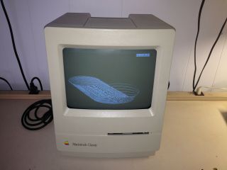 Vintage APPLE Macintosh CLASSIC M0420 All - in - One MAC Computer (1991) 2