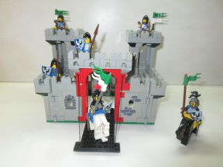 Lego Vintage Legoland Castle 6073 - Black Knight 