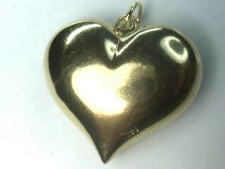 Pretty 14k Yellow Gold " Big Heart " Puffy Charm.  3.  3gm.