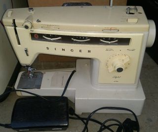 Vintage Singer 534 " Stylist " Sewing Machine With Foot Pedal,