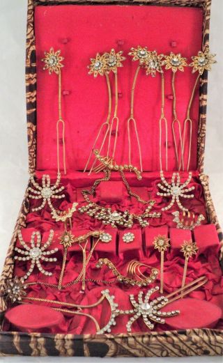Box Full Of 26 Antique Hair Jewelry Fascinators Combs Brooch Barrettes Necklace