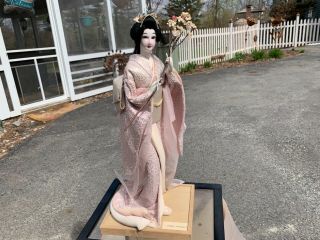 Vintage Japanese Snow Princess Geisha Doll w/ display case 2