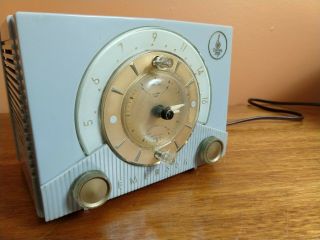 Vintage Emerson Model 724 Series D Clock Radio Mid Century Modern Cond.