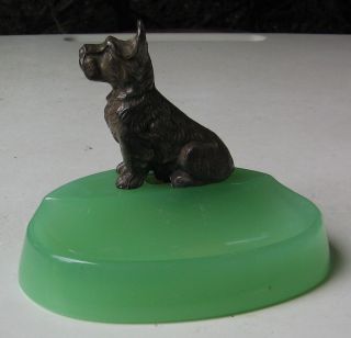 Vintage Scottish Terrier Metal On Green Jadite Base Trinkets Or Ash Tray