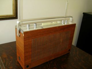 BANG OLUFSEN B&O OLD VINTAGE RADIO BEOLIT 800.  TIP TOP.  TEAK WOOD. 5