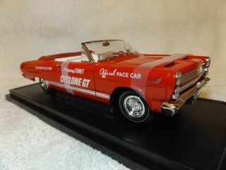 Vintage Diecast - - 1966 Mercury Cyclone Gt Indy Pace Car - - 1/18 Scale - - Road S - - Nib