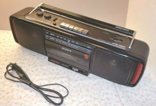 VINTAGE SONY CFS - D20 Radio Cassette Recorder FM Boombox MEGA BASS 2