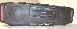 VINTAGE SONY CFS - D20 Radio Cassette Recorder FM Boombox MEGA BASS 7
