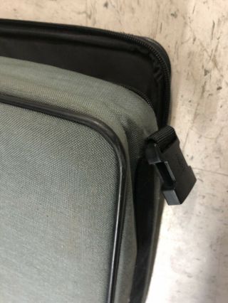 Vintage Apple llc A2S4000 Computer in OEM Carrying Case - & 6
