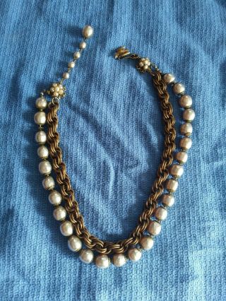 Vintage Miriam Haskell Single Strand Faux Pearl Necklace With Chain Links.