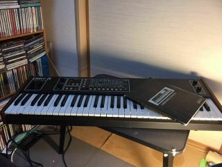 Sequential Circuits Pro - 8 (vintage analogue synthesiser) 4