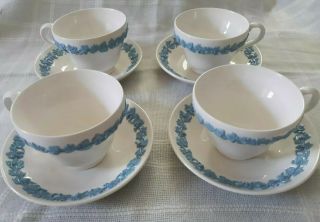 Wedgwood Embossed Queensware Blue On Cream Egg Shell Set Of 4 Cups & Saucers Vtg
