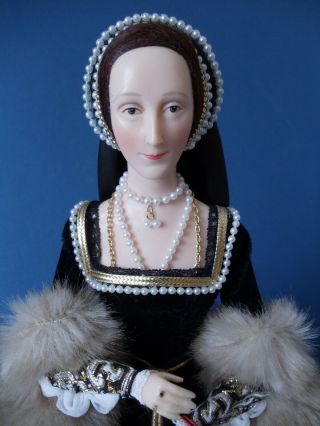 Vintage 1970s Ann Parker English Costume Doll Anne Boleyn