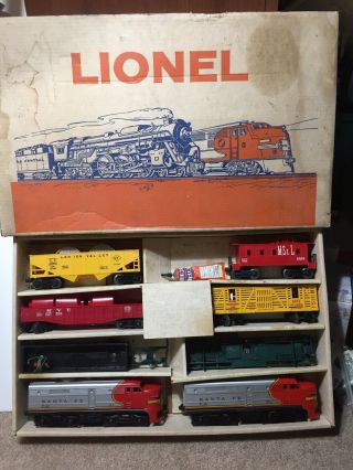 Lionel Train Set 19335 Diesel Freight With Headlight Santa Fe Vintage
