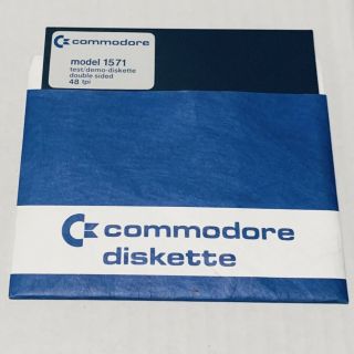 Commodore 1571 Floppy Disk Drive Vintage Computer Drive READ 4