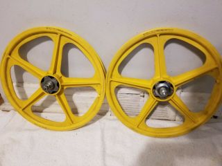 Old School Bmx Skyway Tuff Ii Yellow Freewheel 3/8 " Axle Usa Made Vintage Rare