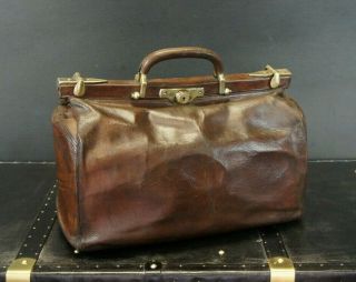 Vintage Leather Gladstone Bag by Moynat 2