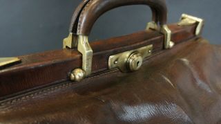 Vintage Leather Gladstone Bag by Moynat 6