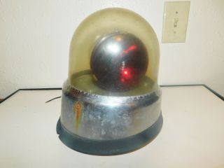 Vintage Federal Sign and Signal Model 17 12 Volt Beacon Ray Fire Truck Light 3