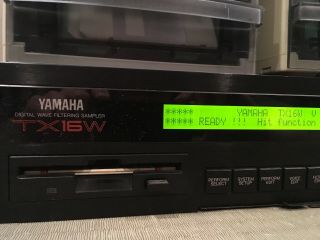 Vintage Yamaha Tx16w Digital Wave Filtering Sampler W/ Discs