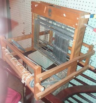 VINTAGE LECLERC DOROTHY 15 3/4 FOLDING TABLETOP LOOM 4 HARNESS NO REED 3