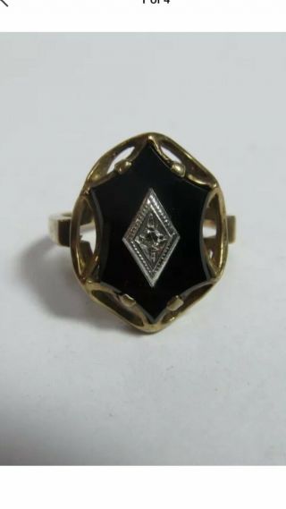 UNUSUAL 10K SOLID GOLD VINTAGE RING WITH STAR SHAPE CUT ONYX AND DIAMOND 3