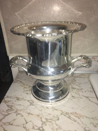 Vintage Oneida Silverplate Champagne Or Wine Cooler,  Ice Bucket Urn Vase Trophy