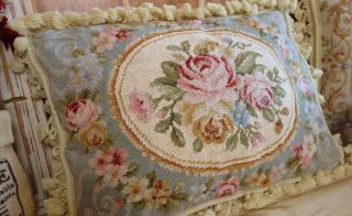 20 " So Stunning Vtg.  Light Blue Pastle Pink Roses Hand Woven Needlepoint Pillow