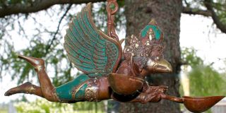 Vintage Bronze Garuda Eagle Flying candelabra lost wax cast Bali Hindu Art 4