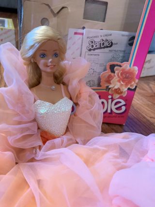 1984 Barbie Peaches 