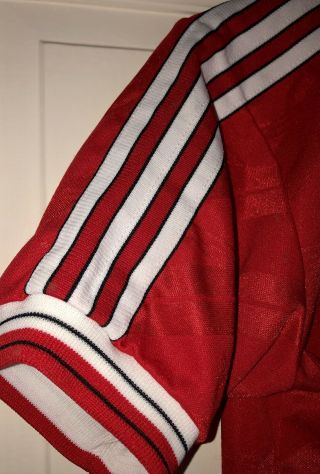 MANCHESTER UNITED FOOTBALL SHIRT SMALL 1986 ADIDAS HOME RARE VINTAGE 6