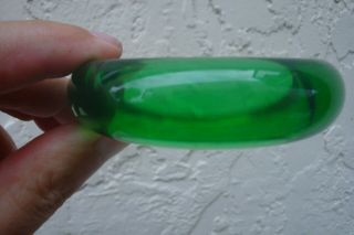 Vintage 3/4 " Bakelite " Prystal " Bracelet Bright Emerald Green Color