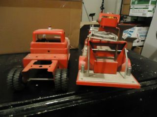 Vintage Tonka Aerial Ladder MFD Fire Engine Truck No.  5 4