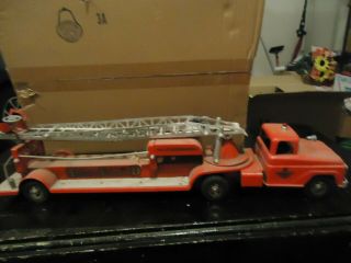 Vintage Tonka Aerial Ladder MFD Fire Engine Truck No.  5 6